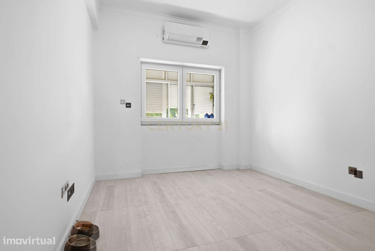 Fantástico Apartamento T3 com Excelente Localização-46
