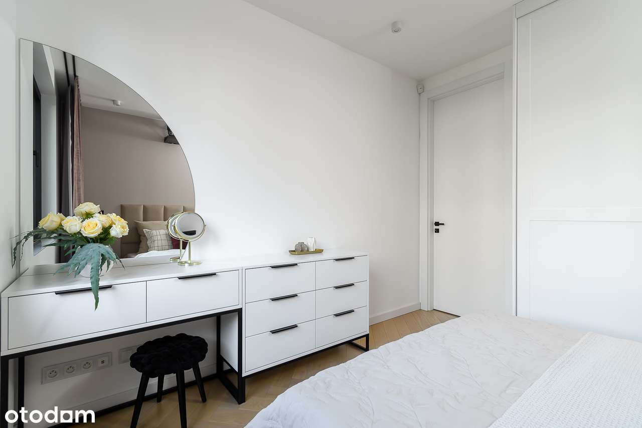 Apartament z ogrodem i strefą wellness w Bronowicach-8