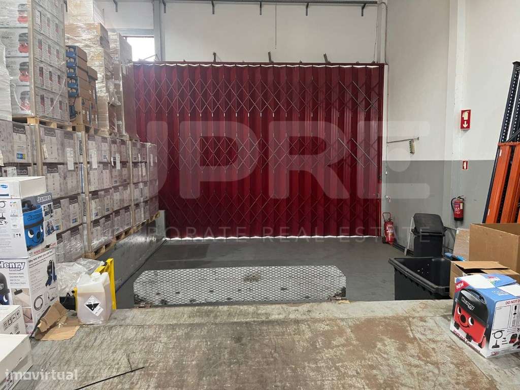 Armazém Crossdocking | ARRENDA | Maia (Aeroporto) - Grande imagem: 3/12