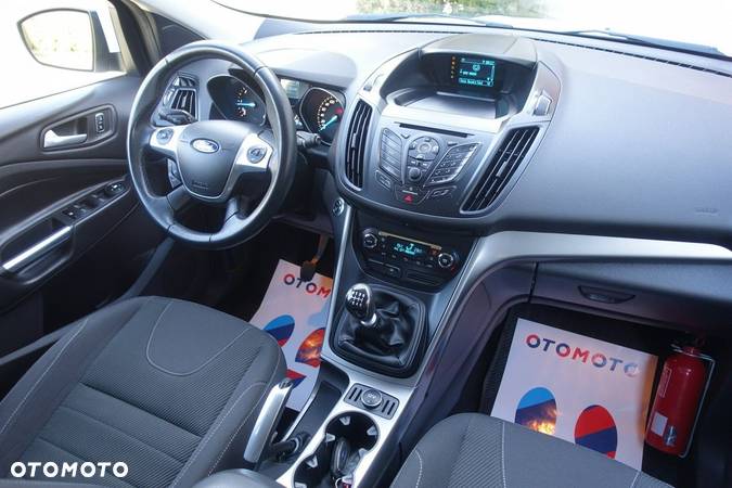 Ford Kuga 2.0 TDCi Individual - 11