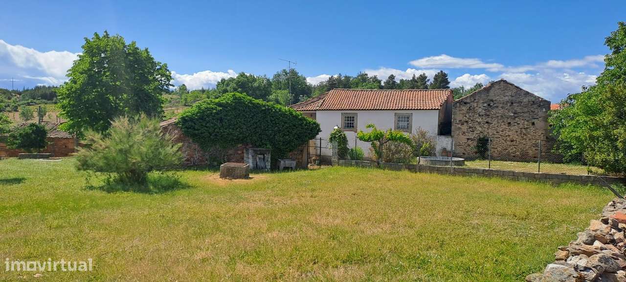 Moradia isolada T6 em Genísio, Miranda do Douro-45