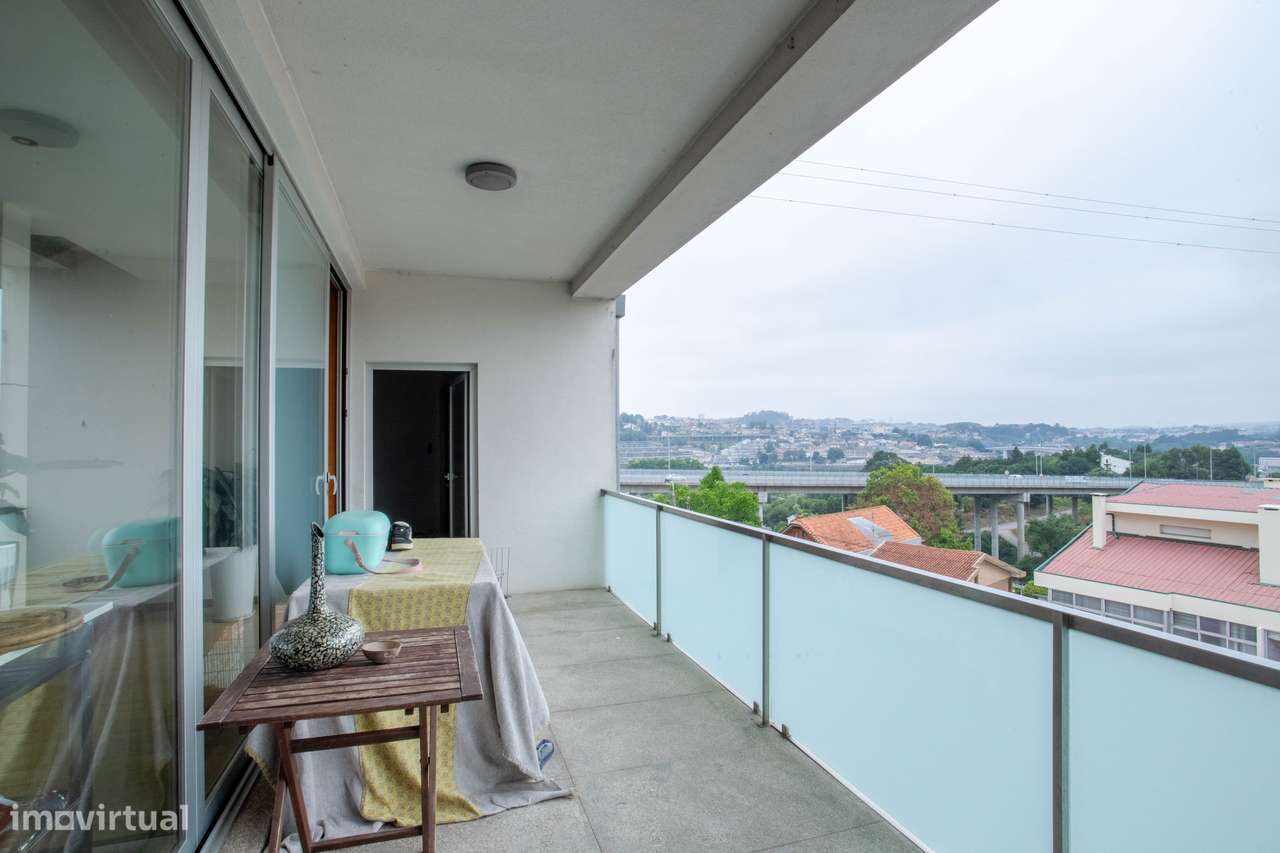 Moradia Geminada V4 c/ Piscina e Vistas Rio Douro em Oliveira do Douro-10