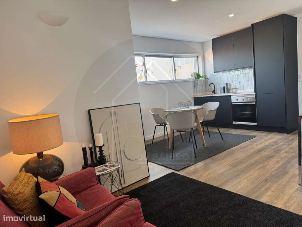 T1 Renovado, Quinta do Covelo / Metro Marquês - Porto-1