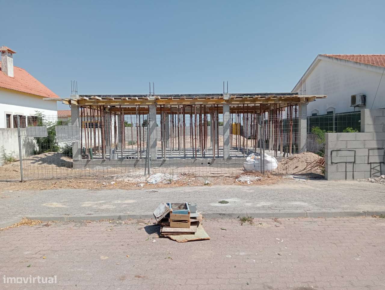 Moradia nova em Salvaterra de Magos.-20