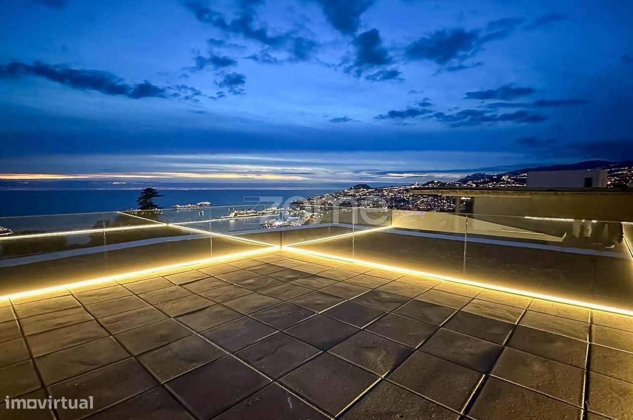 Moradia T4|Vista Baía|Funchal-57