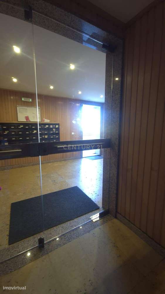 Apartamento T4 em Alfragide, Amadora com Vista para o Rio - Grande imagem: 5/31