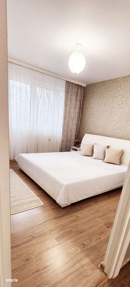 Proprietar închiriez apartament 2camere decomandat - Imagine principală: 4/12