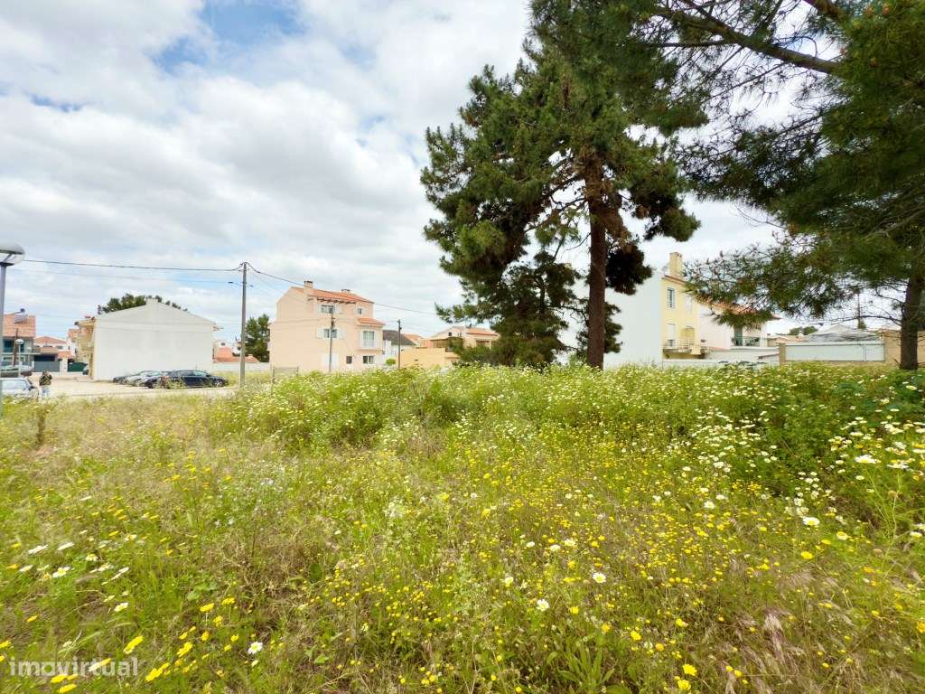 Terreno Urbano para Construção de 2 Moradias - Grande imagem: 5/17