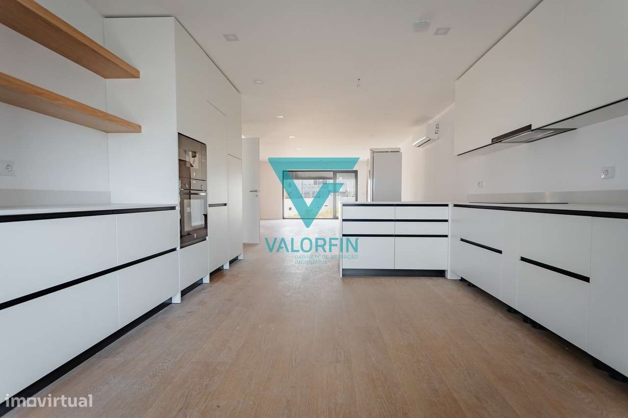 MoradiaT4 NOVA | Barosa - Leiria-14