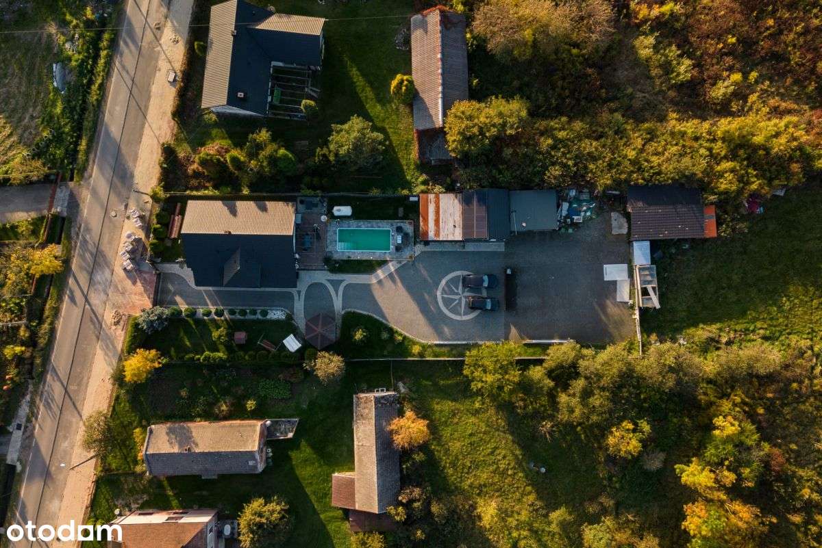 Komfortowy dom z basenem gotowy do zamieszkania. - Pełny obrazek: 4/19