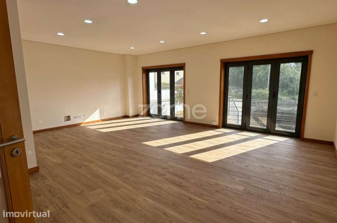 MORADIA V3 REMODELADA PORTUZELO, VIANA DO CASTELO - Grande imagem: 2/15