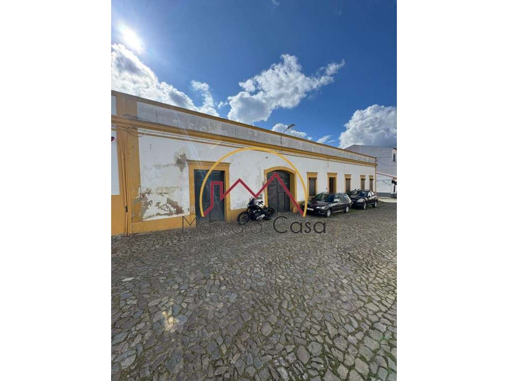 Moradia Senhorial T4 em Reguengos de Monsaraz-17