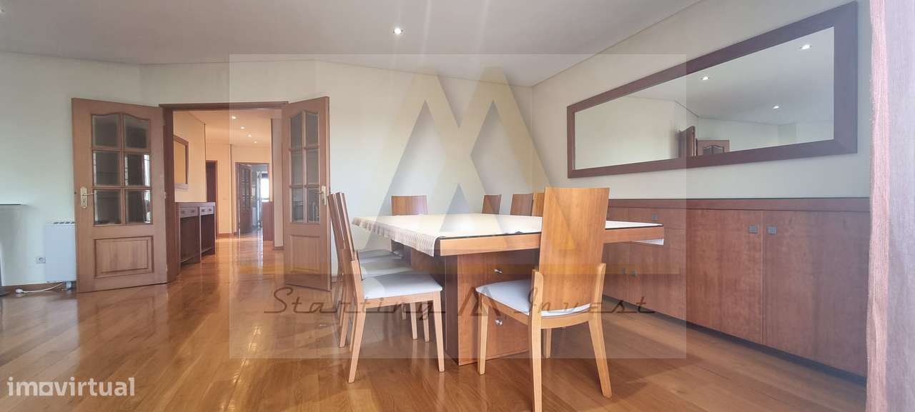 Prédio na Aguçadoura, Póvoa de Varzim. - Grande imagem: 5/19