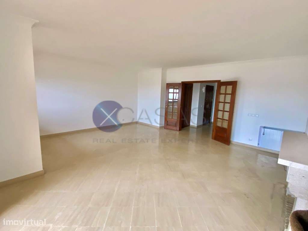 Apartamento T3 Duplex para arrendamento na Av. 25 de Abril. - Grande imagem: 5/26