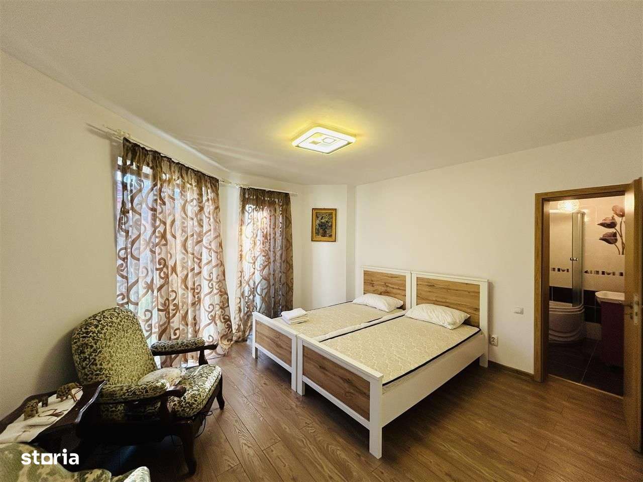 Casă individuală cu iaz, jacuzzi, saună și curte superbă – Cisnădie-12