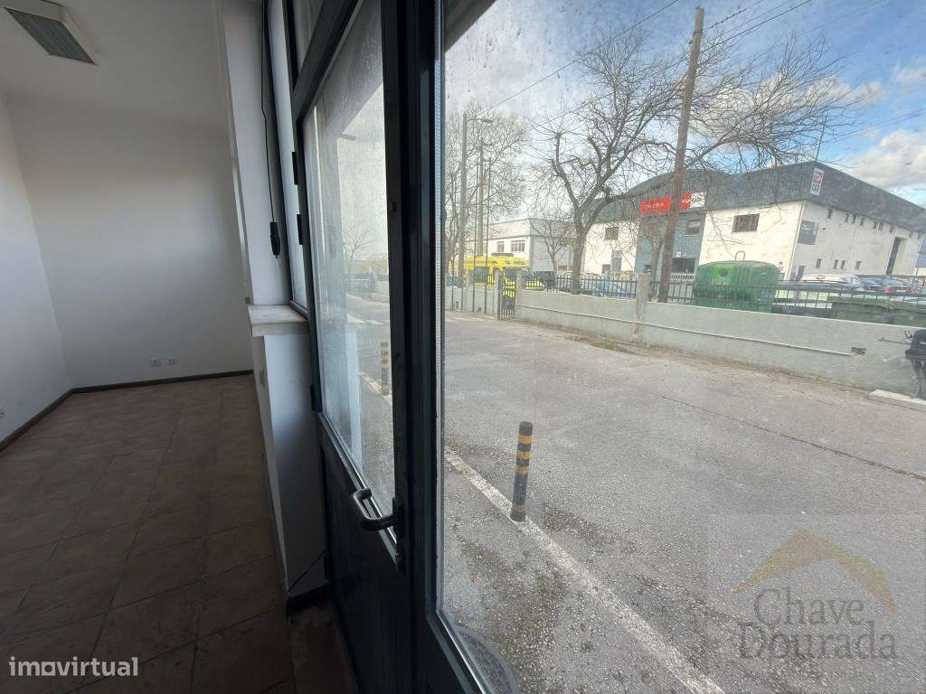 Dois armazéns - Taveiro-23