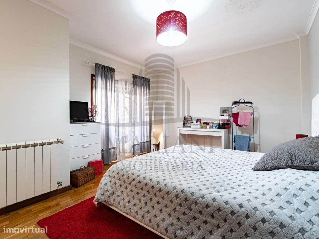 Apartamento T4+1 Duplex em Excelente Estado - Localização Central-24