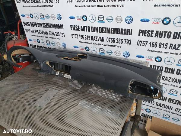 Plansa Bord Mercedes C Class W203 Dezmembrez Mercedes C Class W203 - 3