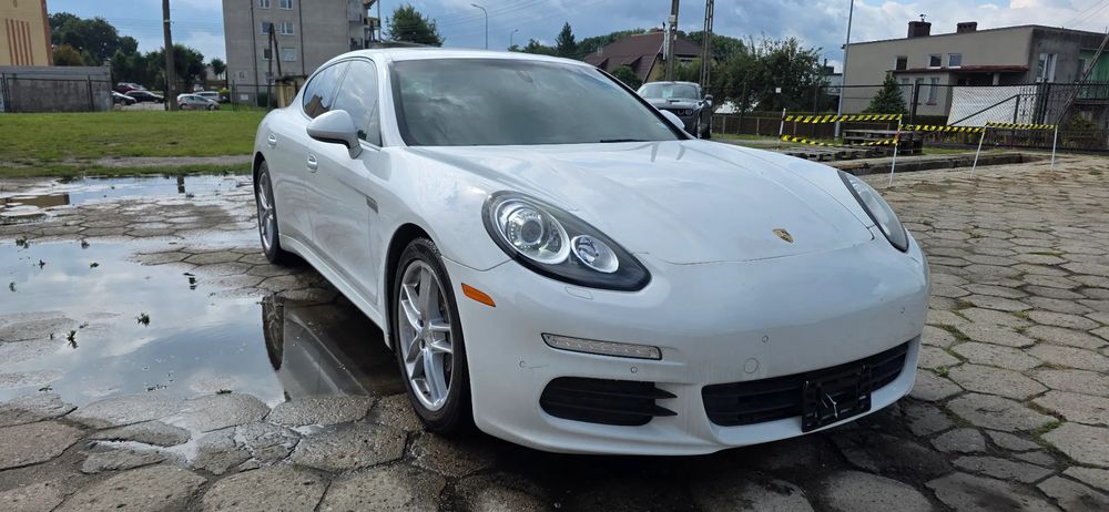 Porsche Panamera PDK 2015