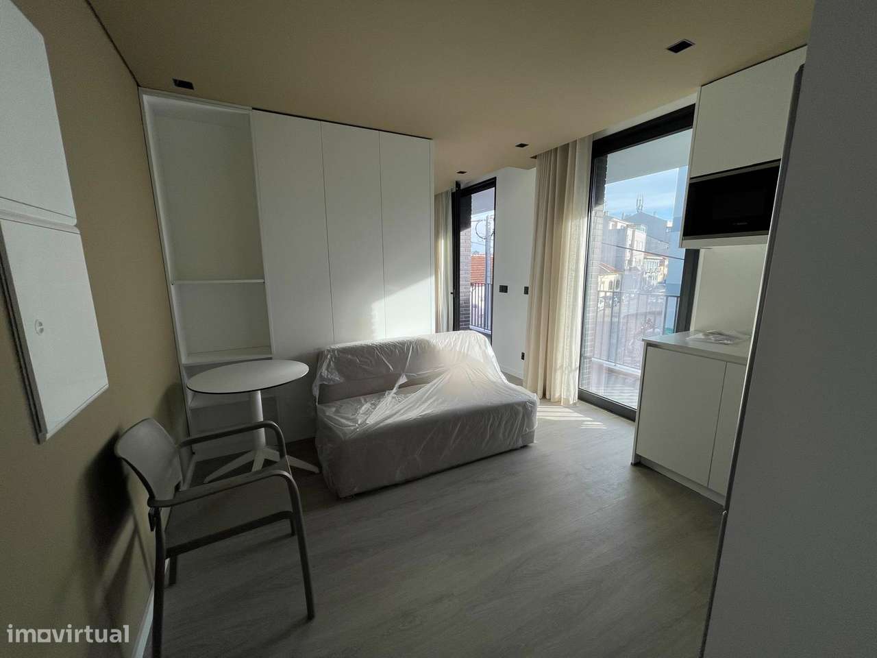 Arrenda-se T1 novo perto do Hospital de São João, Porto - Grande imagem: 4/21