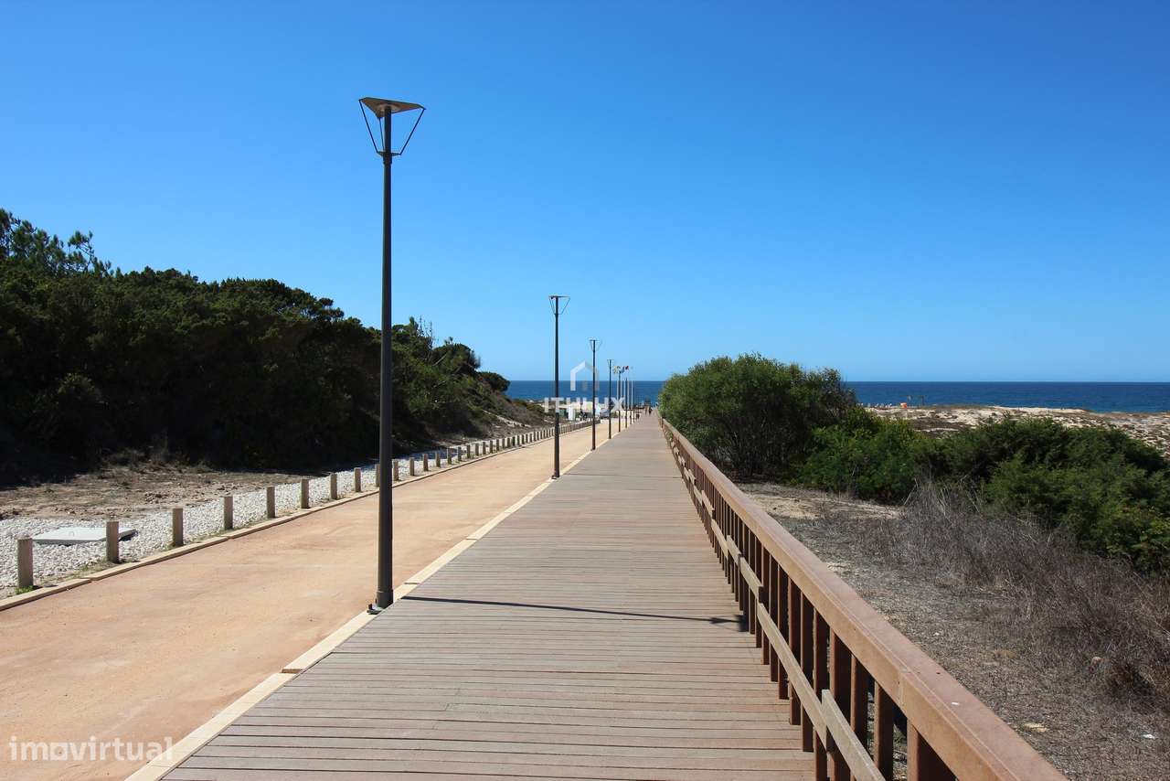 Herdade com 16,1500 ha, na zona da Lagoa de Melides, com viabilidade p - Grande imagem: 5/32