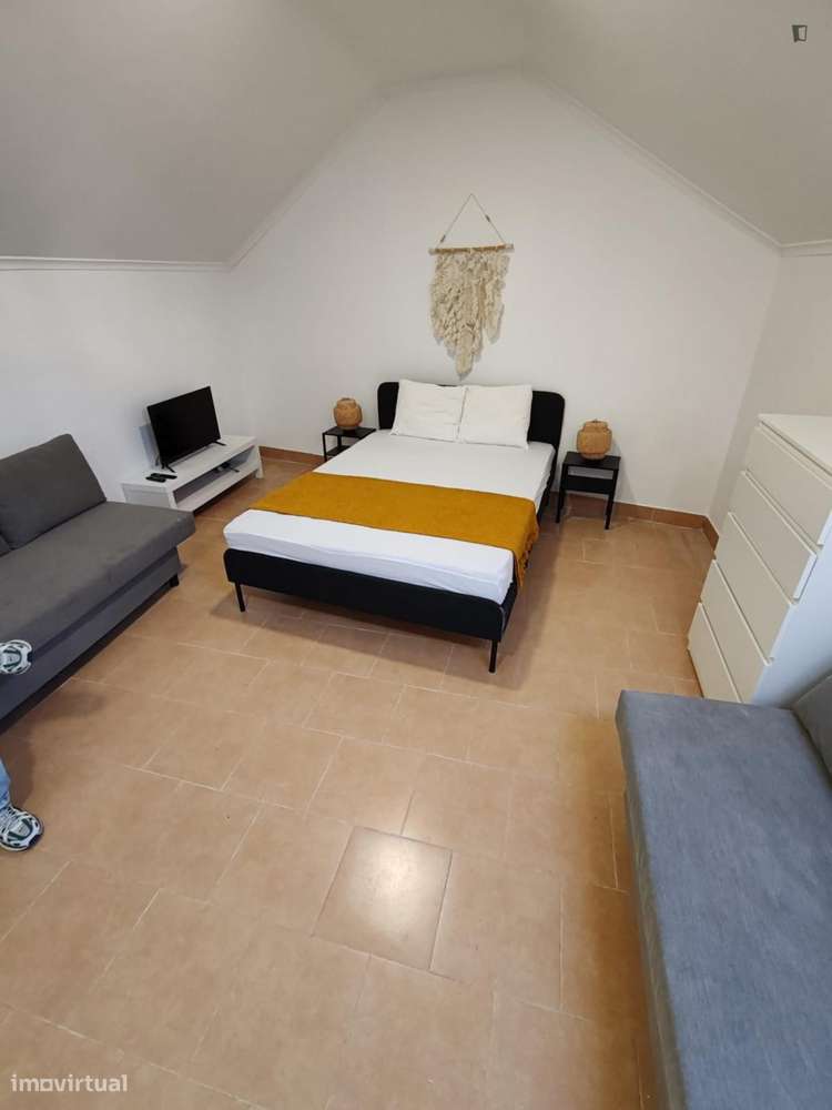 Quarto - localizado em Xabregas Lisbon - Grande imagem: 5/10