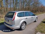 Ford Focus 1.8 TDCi Ambiente - 3