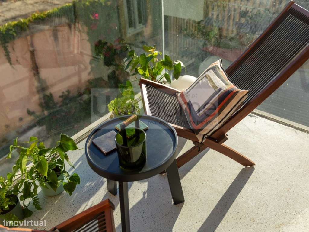 Estúdio em condomínio com piscina na avenida da Liberdade-24