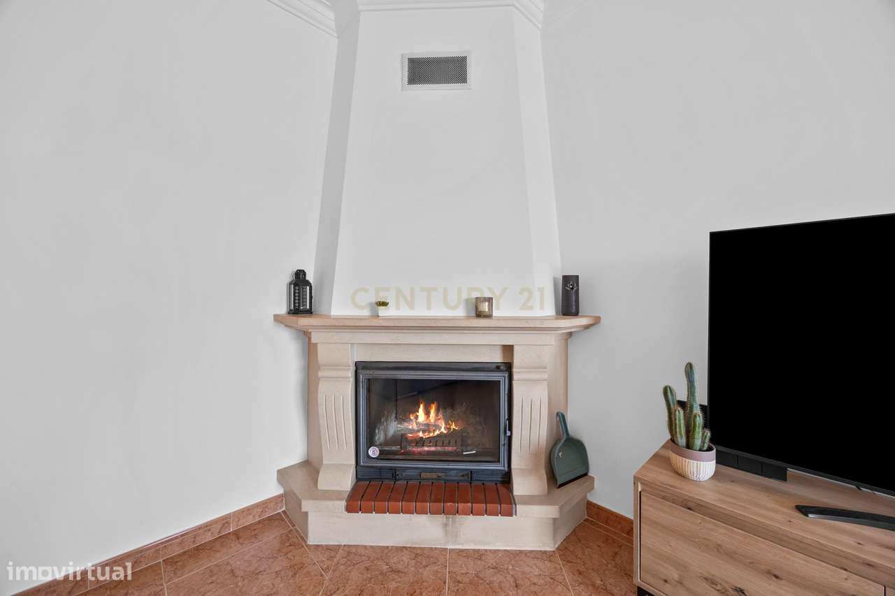 Apartamento T2 Atalaia-3