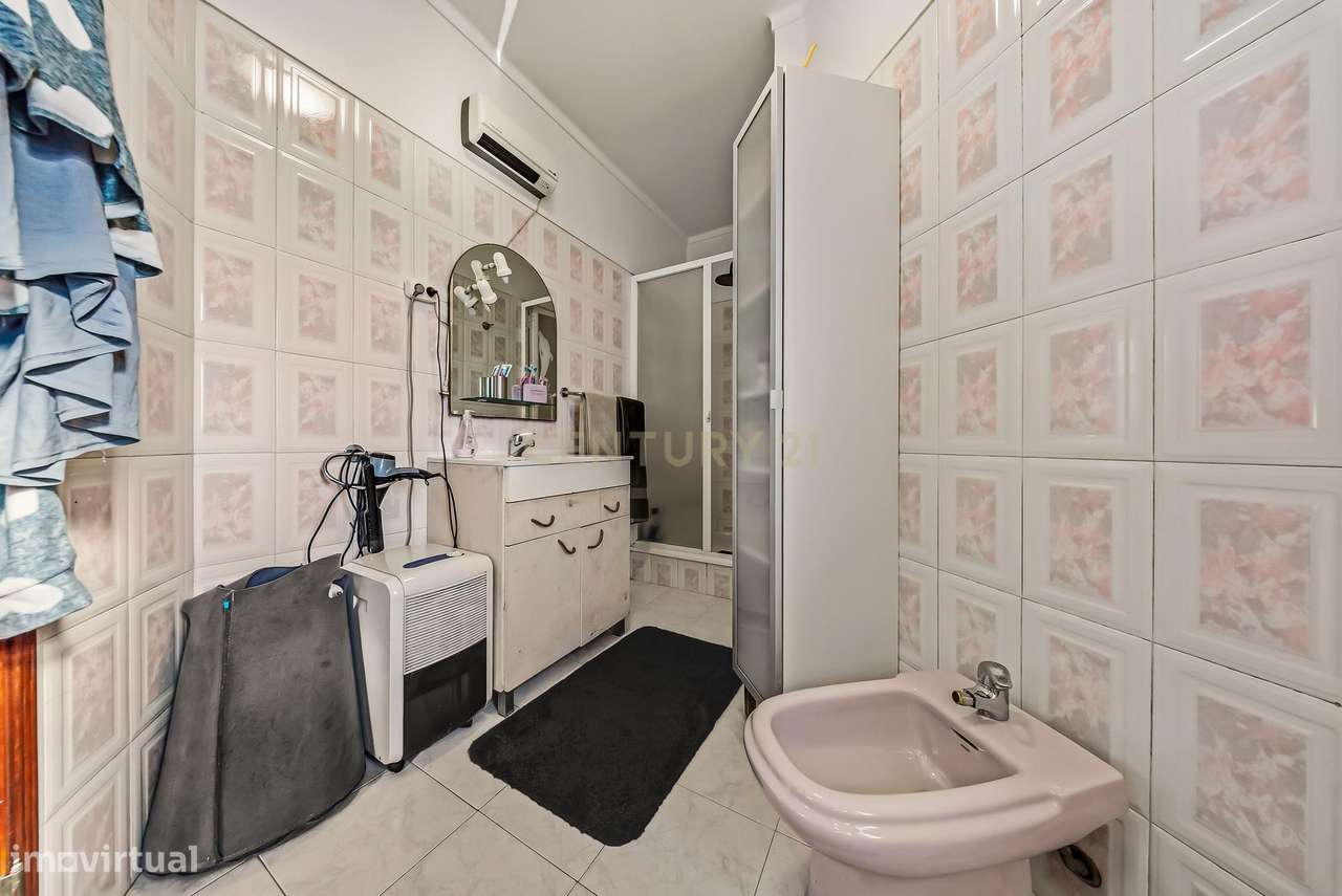 Moradia Geminada T3 com excelentes áreas, terreno e localização privil-19