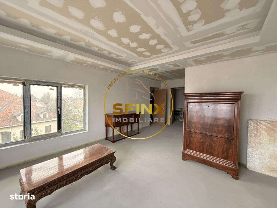 9 camere, piscina exterioara, garaj 5 masini, 516 mp utili, teren 1151-17