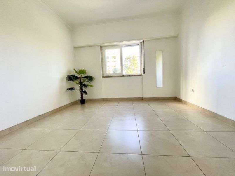 Apartamento T2 em Odivelas - Grande imagem: 4/10