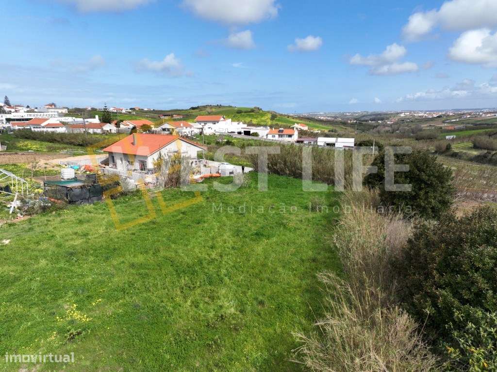 Terreno Urbano com 1276m2 - Localização e exposição solar excelente...-10