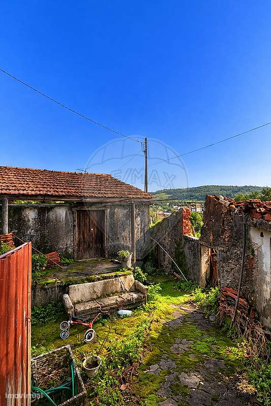 Moradia T3 para venda-5