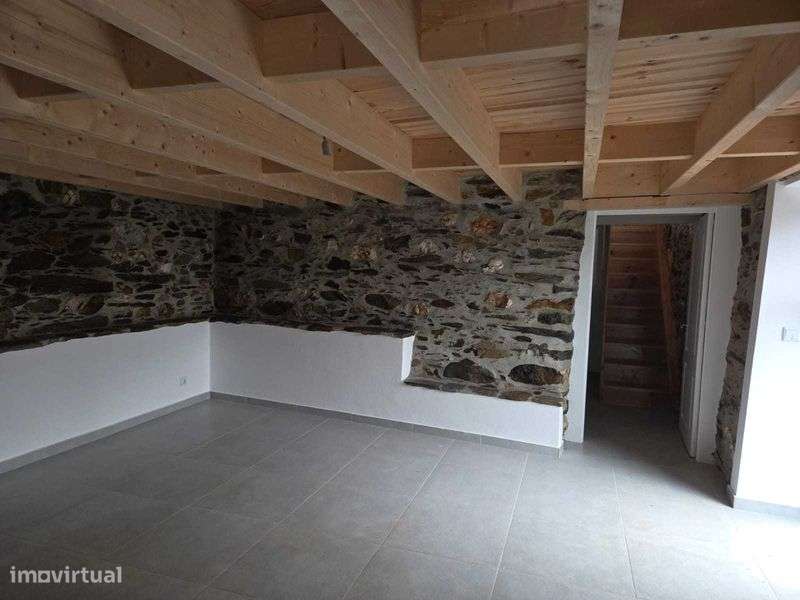 Moradia Restaurada em Mortágua - Grande imagem: 4/12
