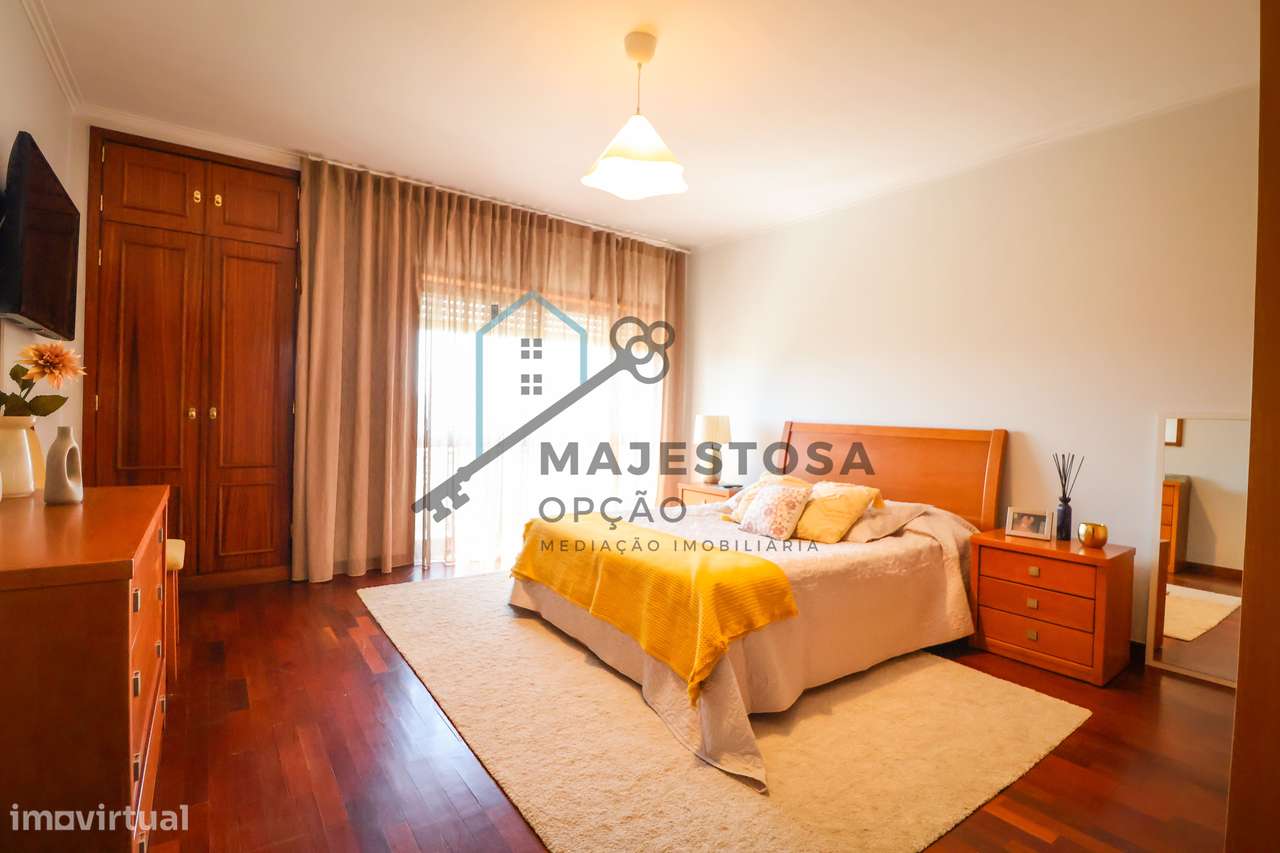 Apartamento T3 com Excelente Localização — São Vicente, Braga-19
