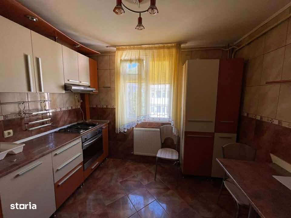 4 Camere,Centru - Imagine principală: 3/5