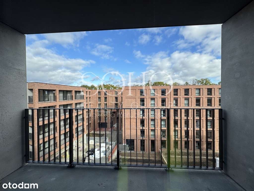 Aktualne Studio Centrum Inwestycyjne Bez PCC-1