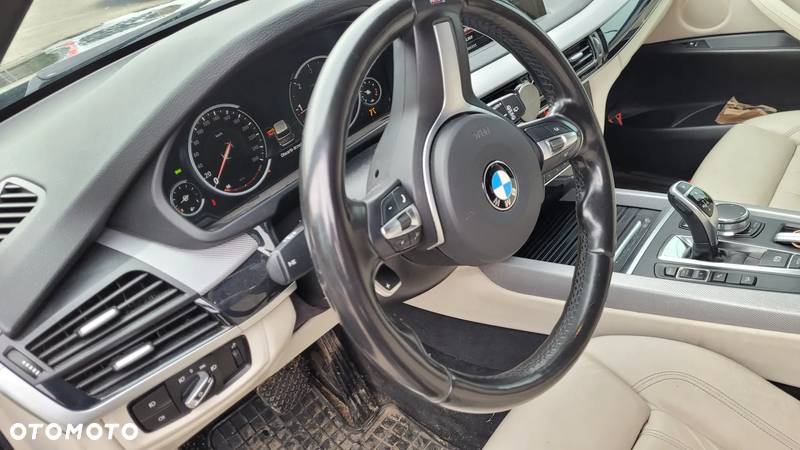 BMW X5 xDrive25d - 8