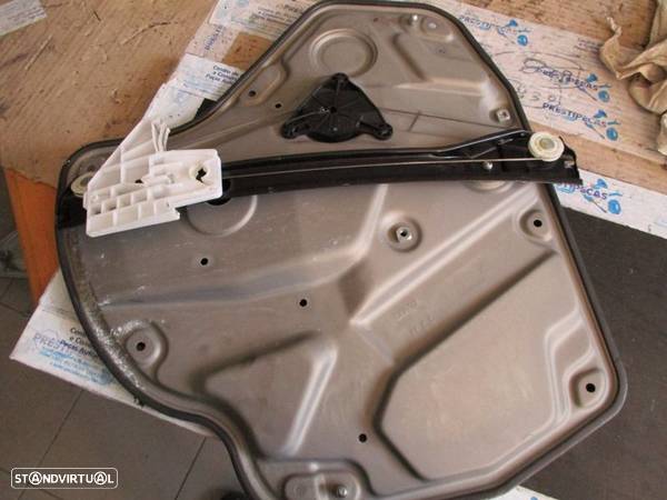 Elevador Sem Motor 1Z0839655F SKODA OCTAVIA 2010 5P TE - 2