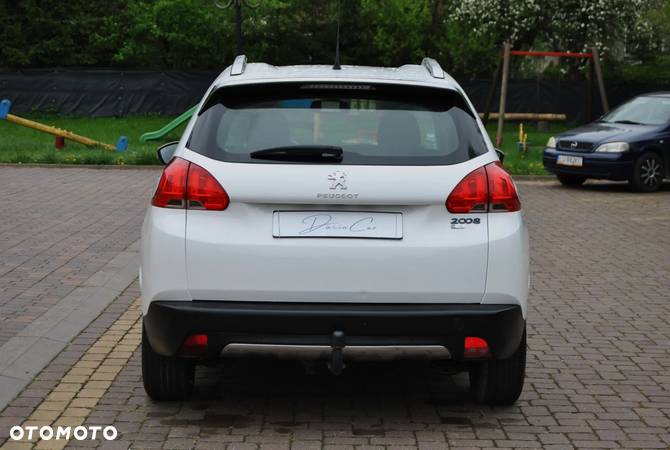 Peugeot 2008 1.6 e-HDi Allure S&S - 18