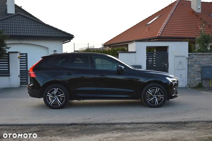 Volvo XC 60 B5 D AWD R-Design - 10