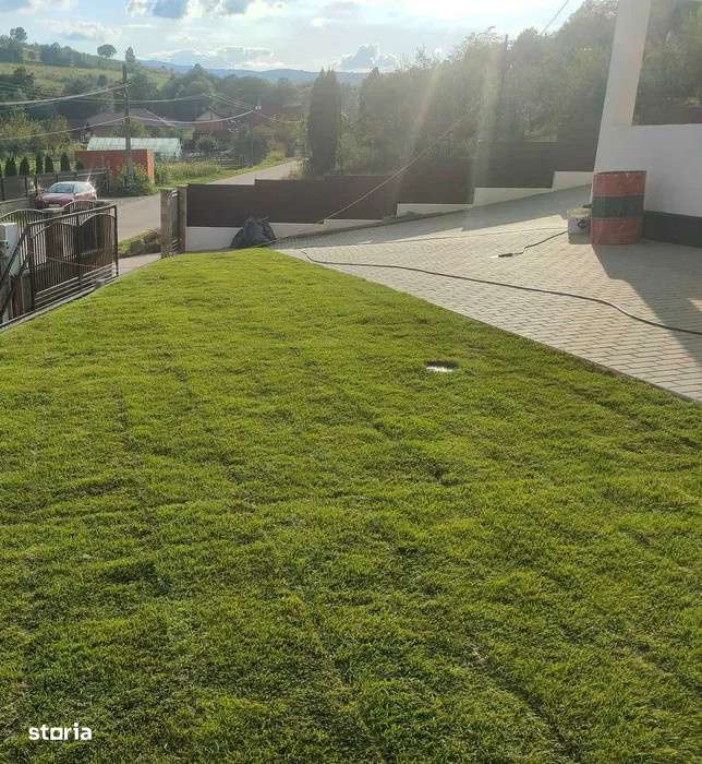 Case individuale , Stolna, in curte privata - Imagine principală: 5/14