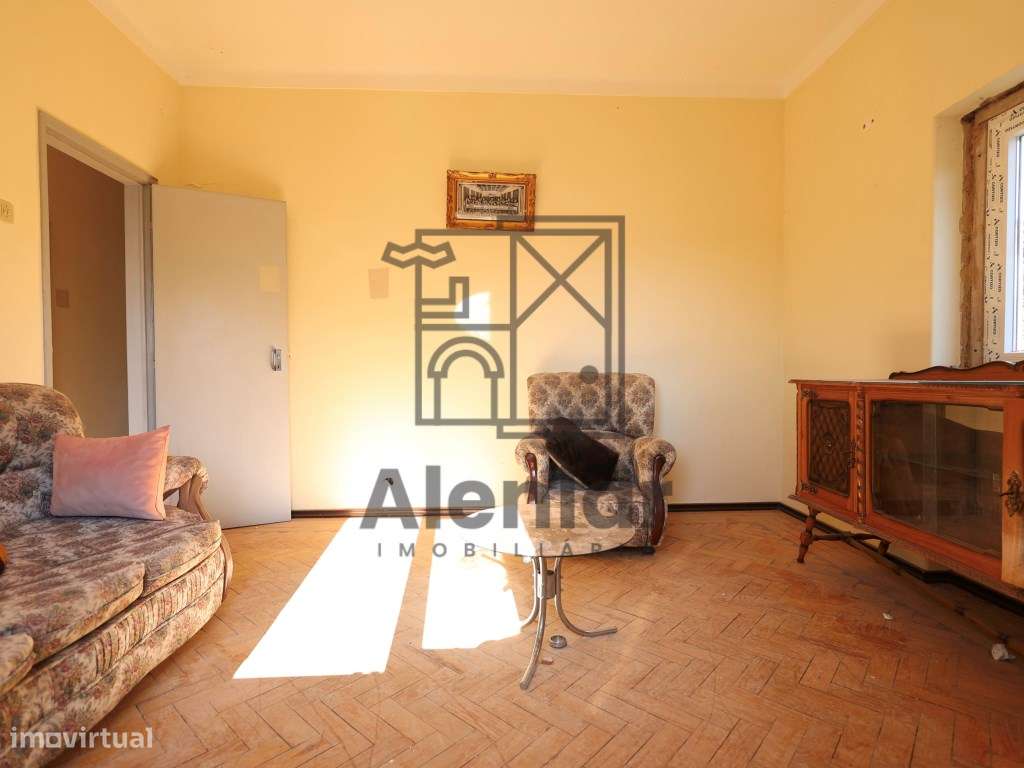 Moradia V3 em Alenquer - Oportunidade-10