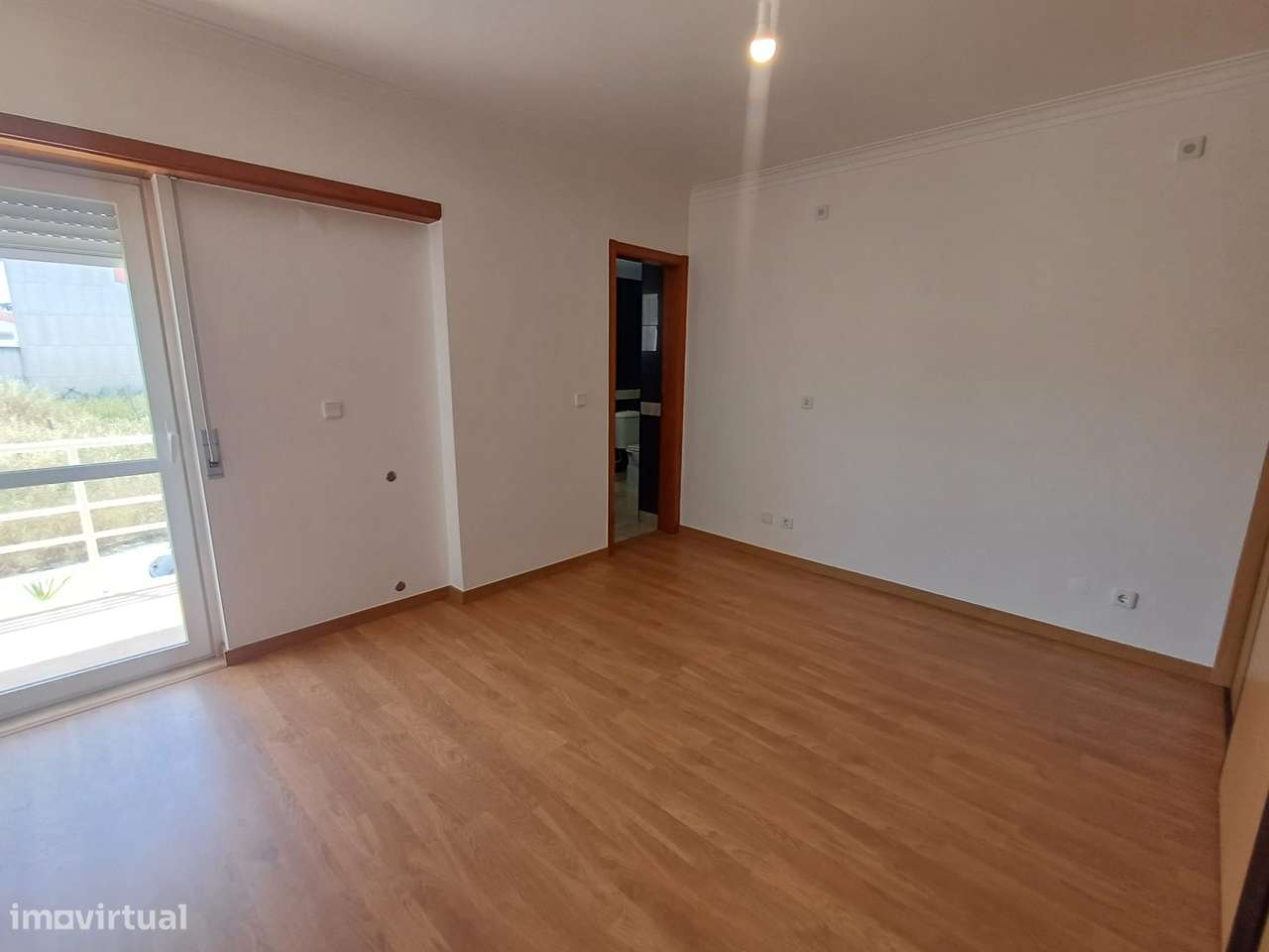 Excelente Moradia T4 garagem jardim Sampaio Sesimbra-28