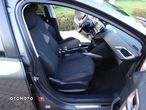 Peugeot 2008 1.6 e-HDi Style S&S - 17