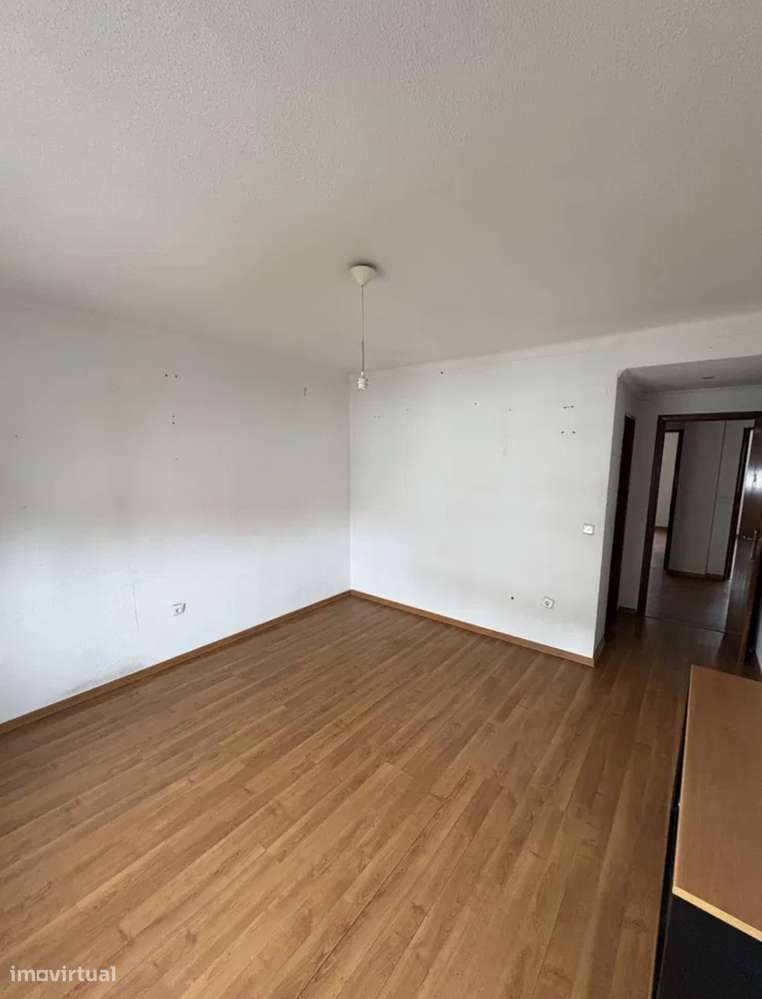 Vende-se Apartamento T3 caldas rainha 235.000 €-6