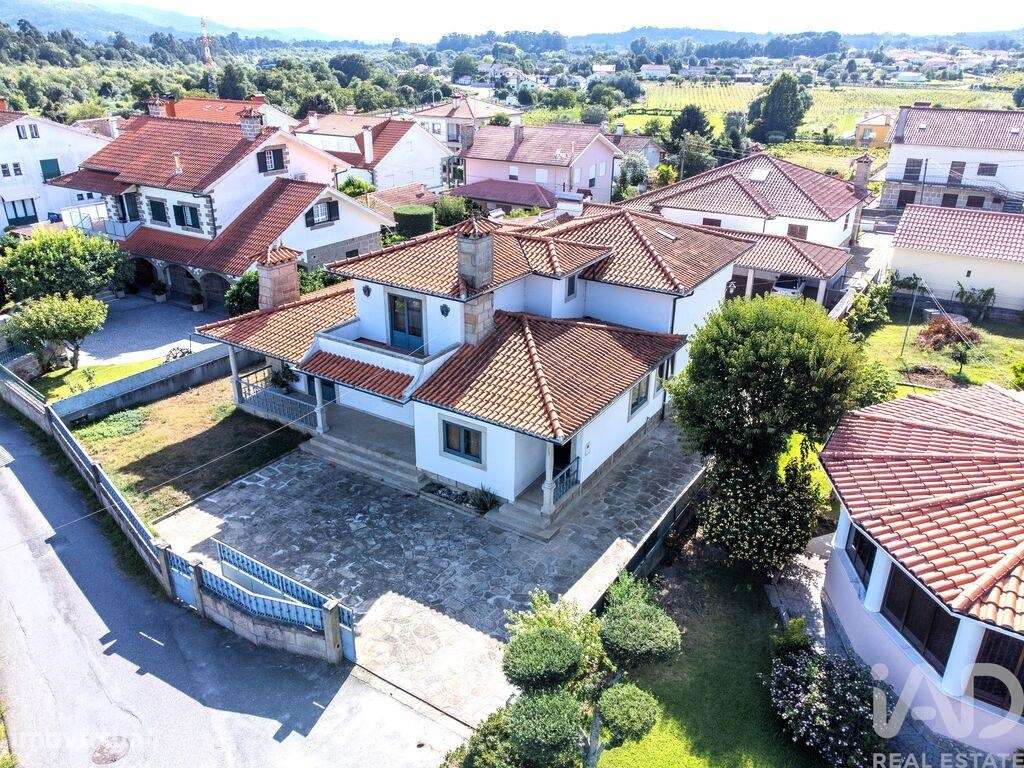 Casa / Villa T4 em Santa Comba de 418,00 m2 - Grande imagem: 2/30