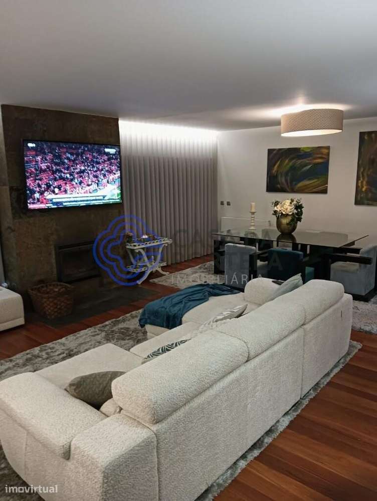 Moradia T4 de Luxo com Piscina e Carregamento elétrico na Maia - Grande imagem: 4/25