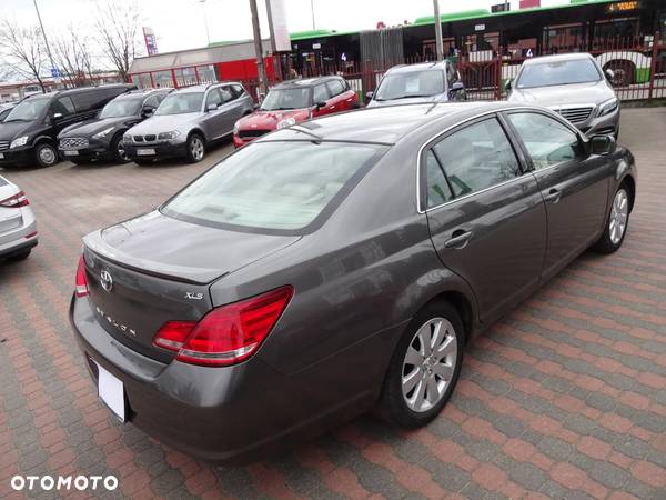 Toyota Avalon 3.5 Limited - 5